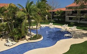 Coronado Luxury Club&Suites